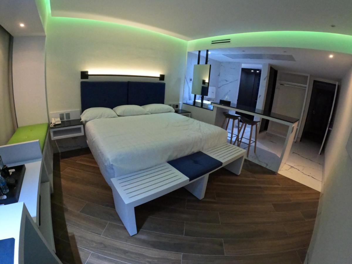 Weenjoy Hotels Grand Prix Aeropuerto Cdmx เม็กซิโกซิตี้ ภายนอก รูปภาพ